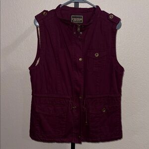 C’ Est Toi Burgundy Vest with Fleece Inside
